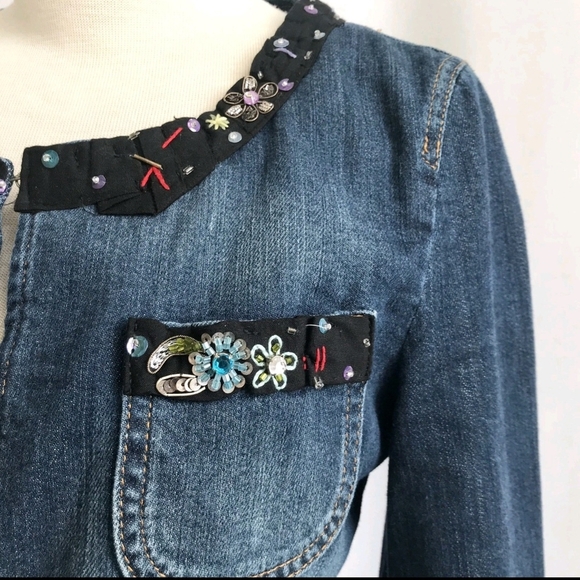 MOSCHINO Jeans  Denim  Collarless Jacket Beading Detail Hook Closure  Size 6 - Picture 4 of 9